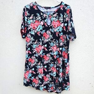 Monnuro Floral Print Women's Top